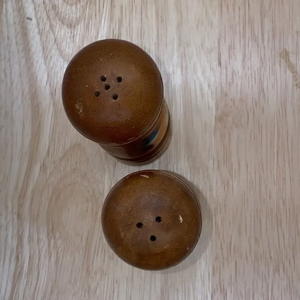 Vintage Aloha Hawaii Wood Kitsch Tall Salt and Pepper Shakers